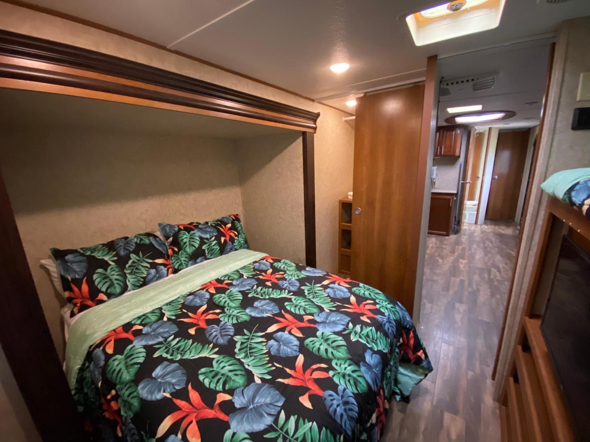Blue Dolphin Inn And Cottages Grand Isle Exteriér fotografie