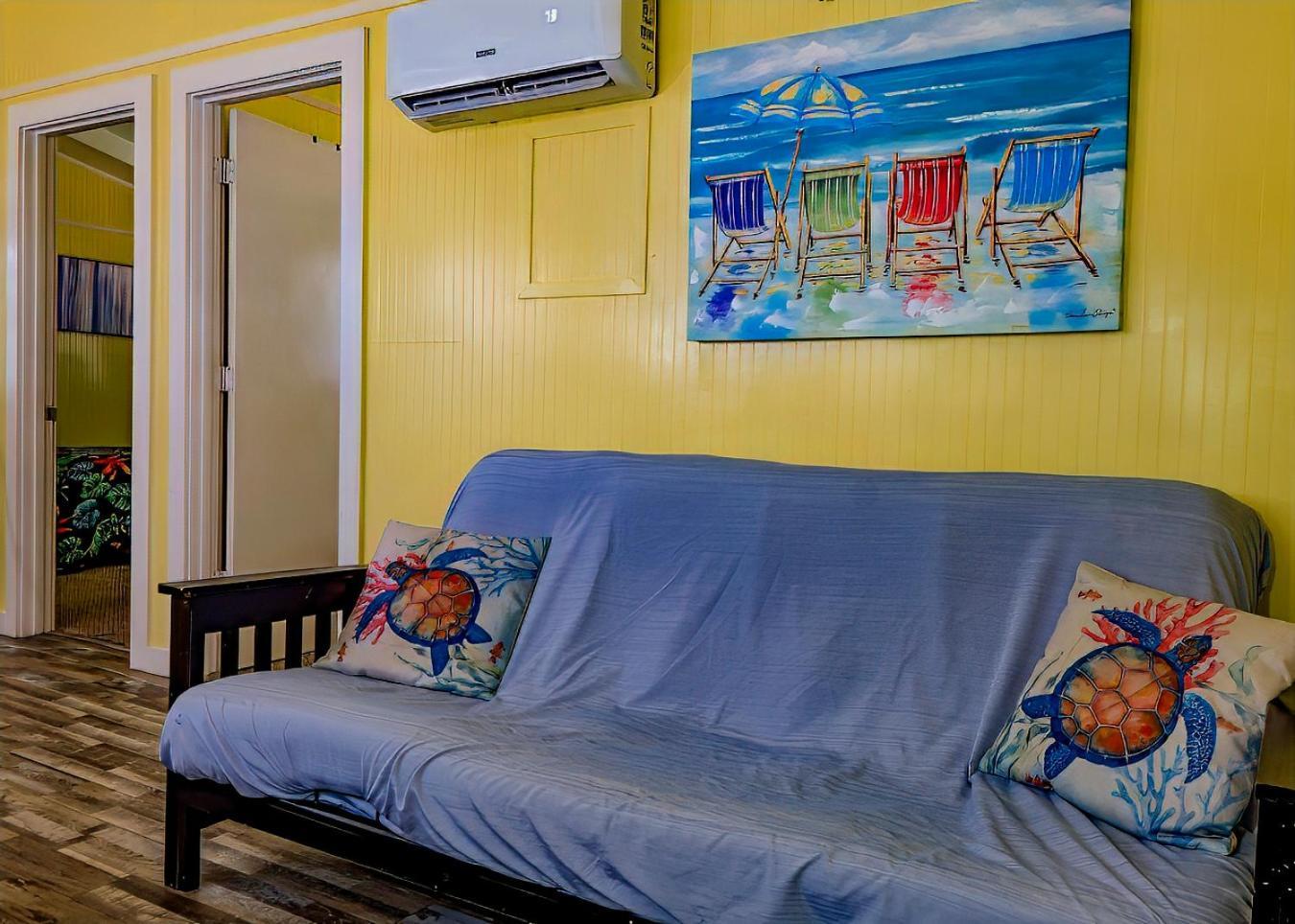 Blue Dolphin Inn And Cottages Grand Isle Exteriér fotografie