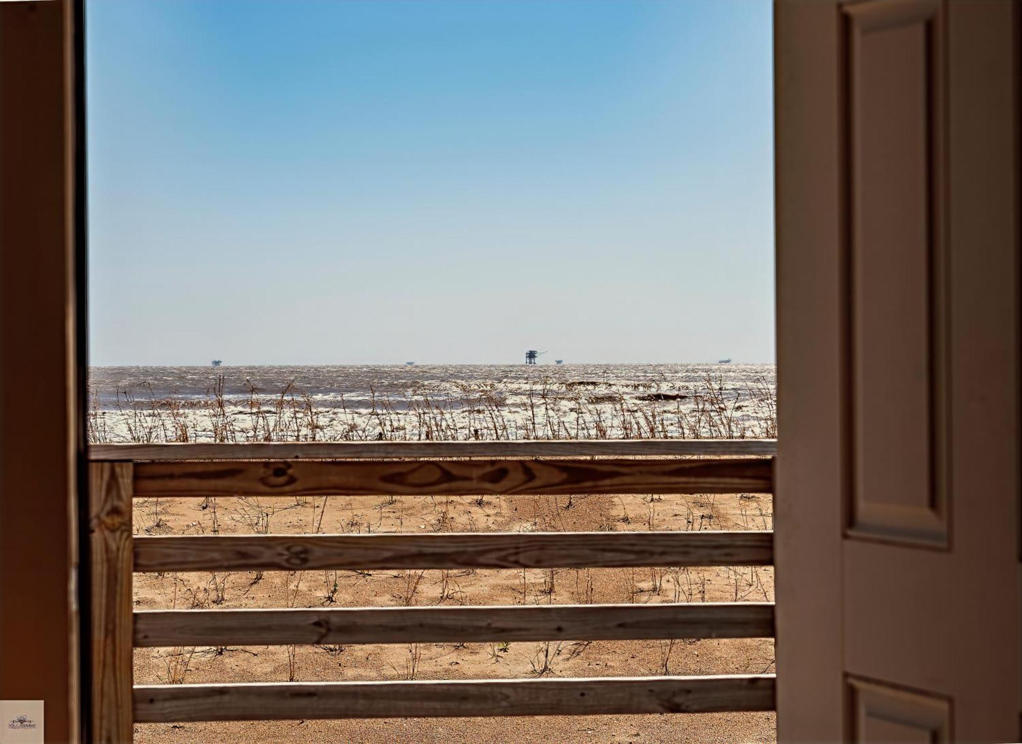 Blue Dolphin Inn And Cottages Grand Isle Exteriér fotografie