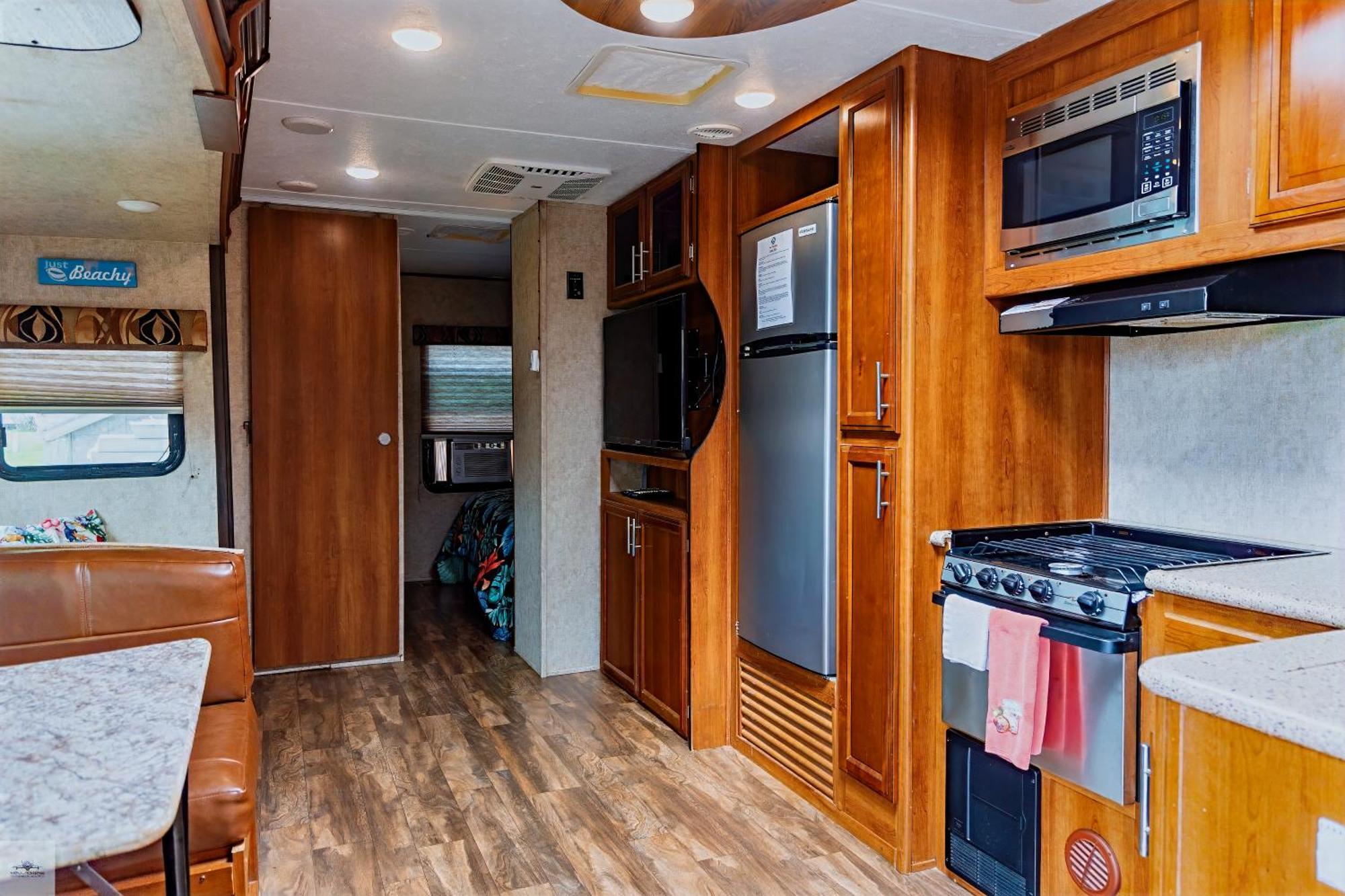 Blue Dolphin Inn And Cottages Grand Isle Exteriér fotografie