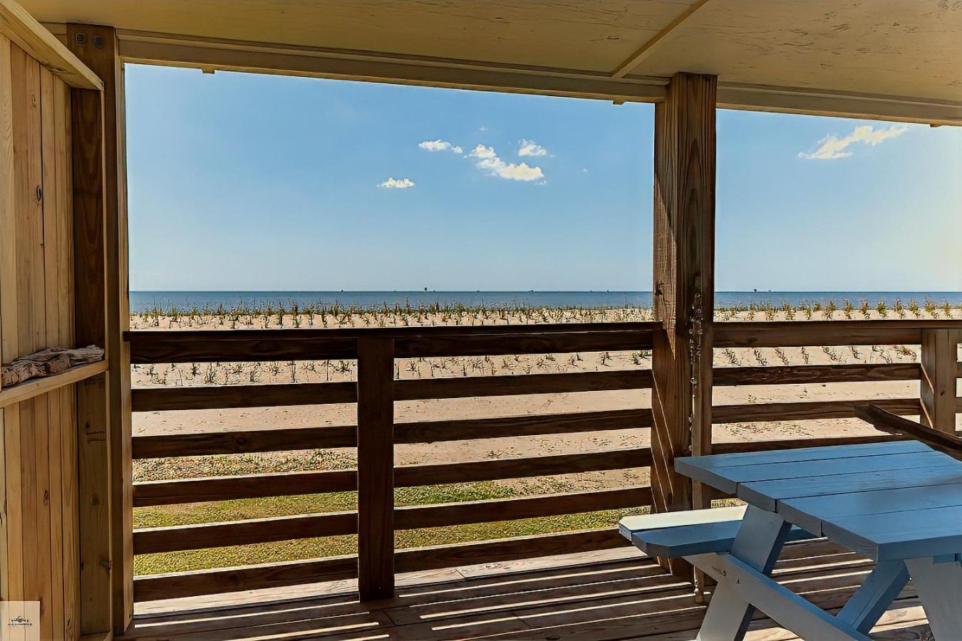 Blue Dolphin Inn And Cottages Grand Isle Exteriér fotografie