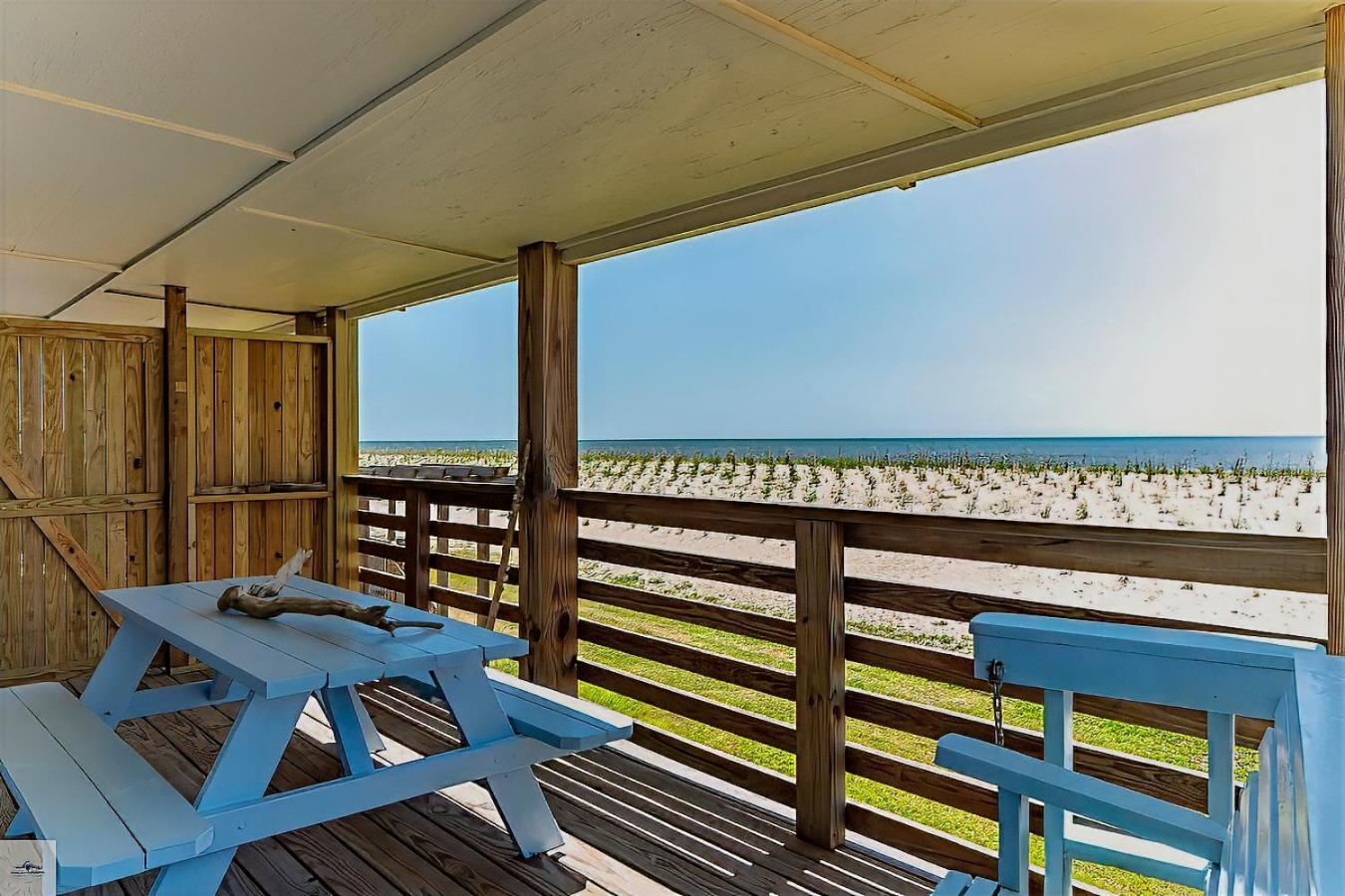 Blue Dolphin Inn And Cottages Grand Isle Exteriér fotografie