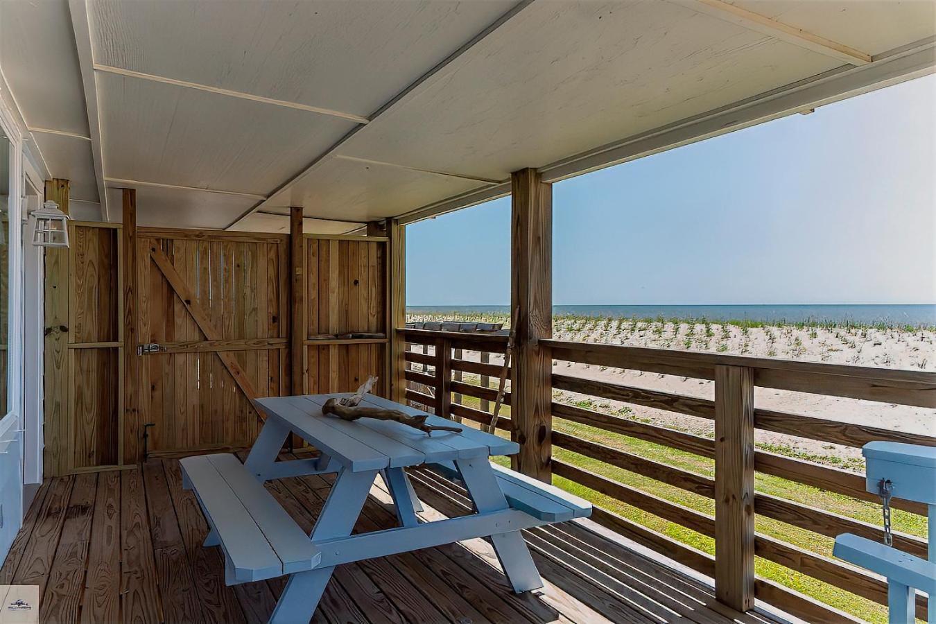 Blue Dolphin Inn And Cottages Grand Isle Exteriér fotografie